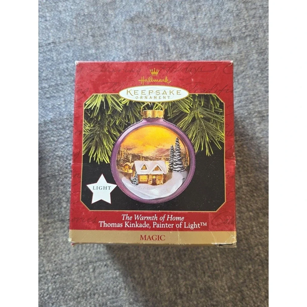 1997 Hallmark Keepsake Ornament The Warmth of Home Thomas Kinkade Magic Light